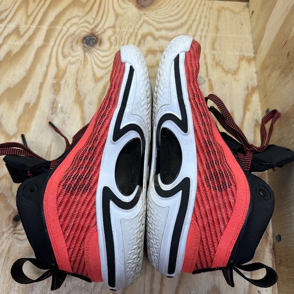 Nike pre owned